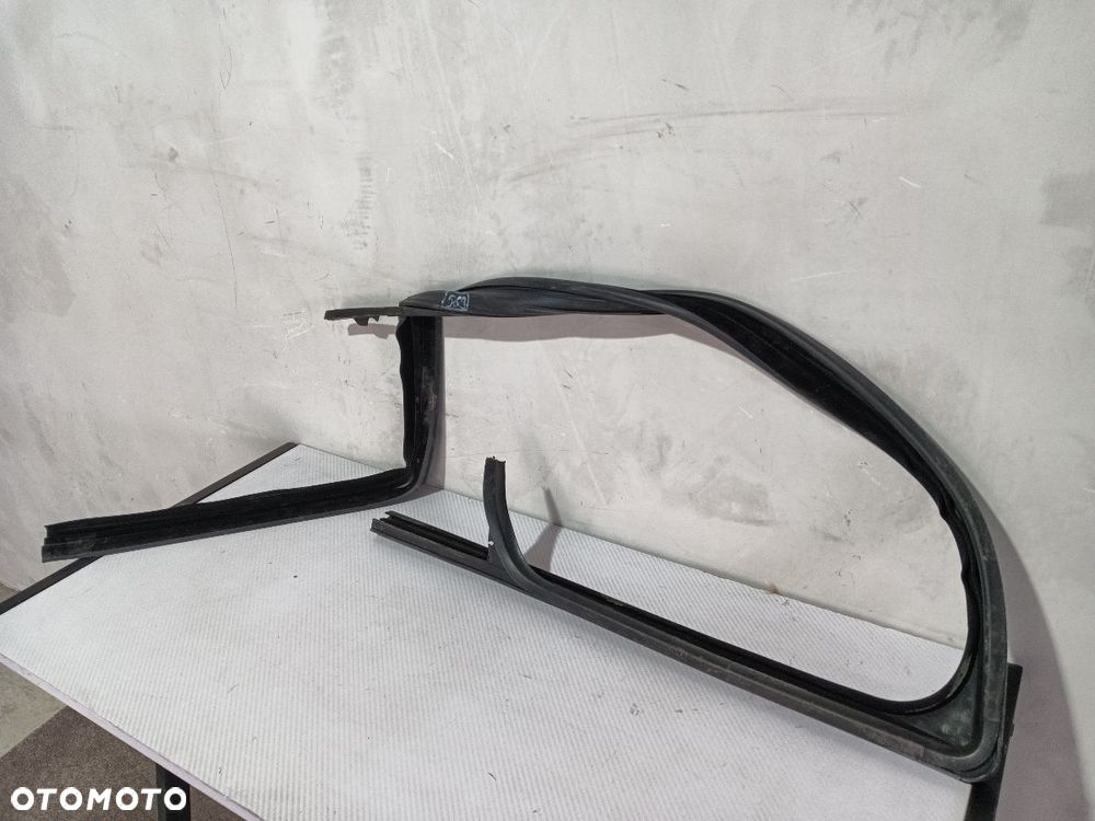 PROWADNICA SZYBY LEWA VW CADDY V 2K7837431 - 3