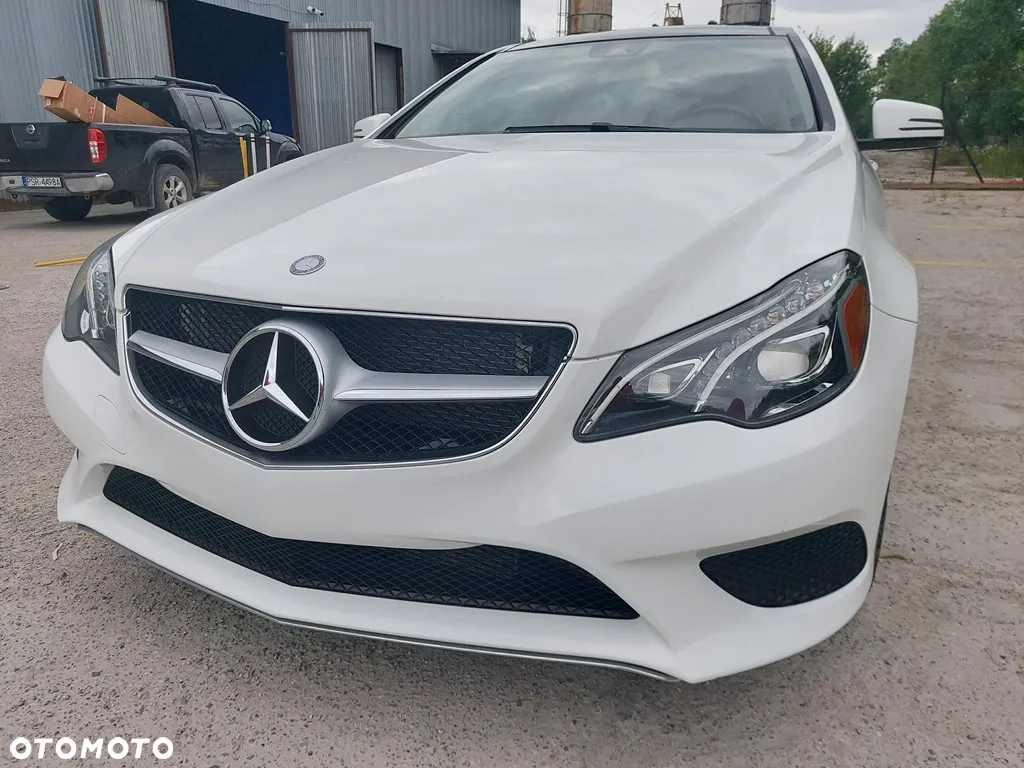 Mercedes-Benz Klasa E 400 Coupe 7G-TRONIC - 25