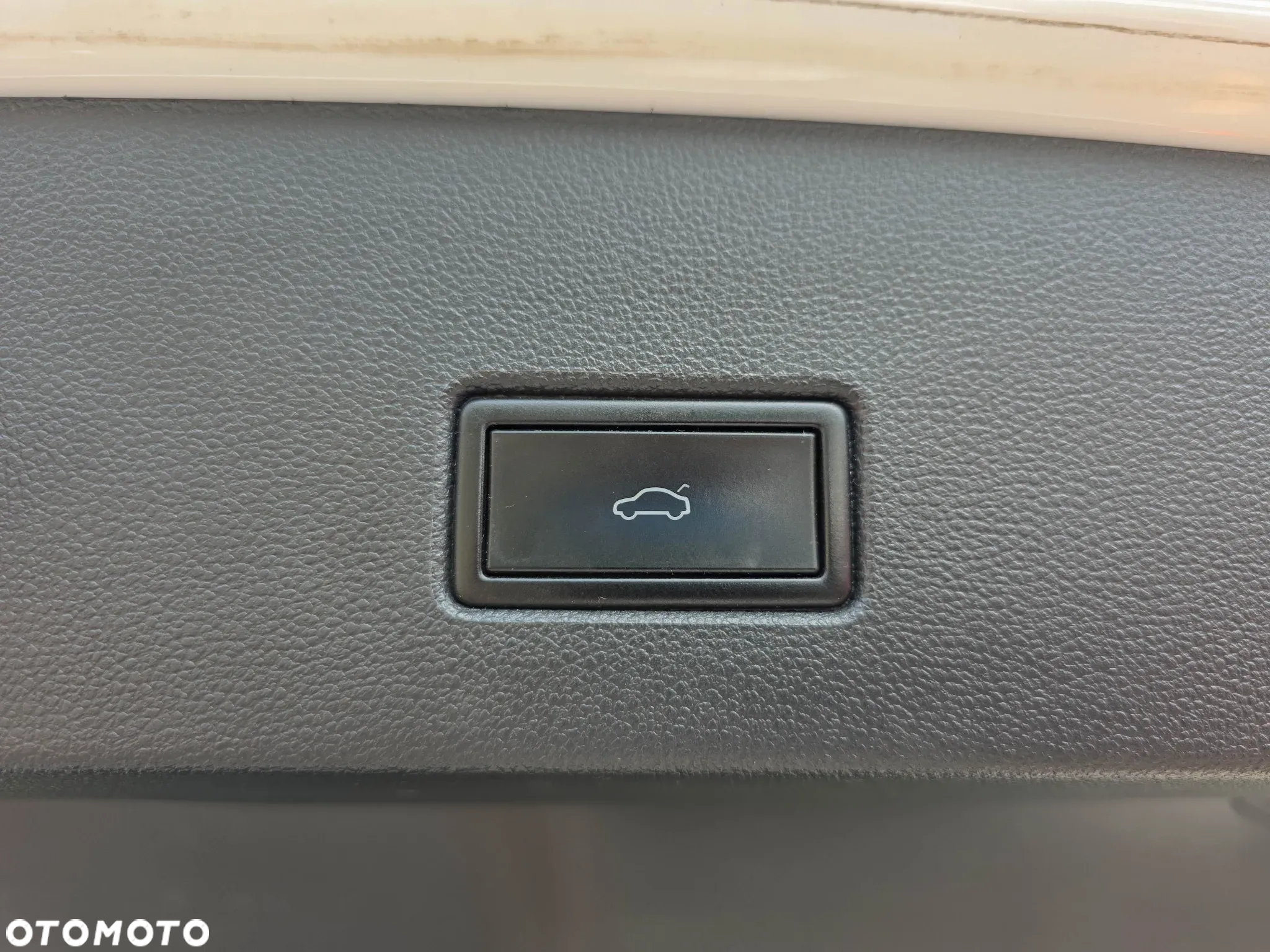 Volkswagen T-Roc 2.0 TDI SCR DPF Premium - 25