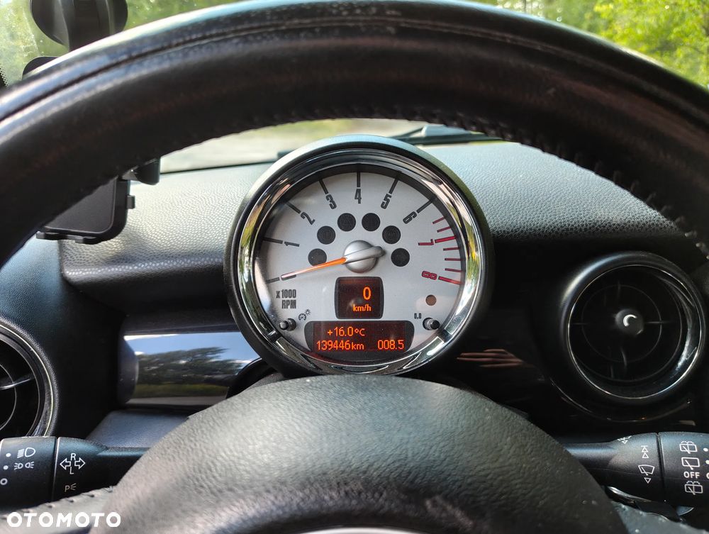 MINI ONE Standard - 23