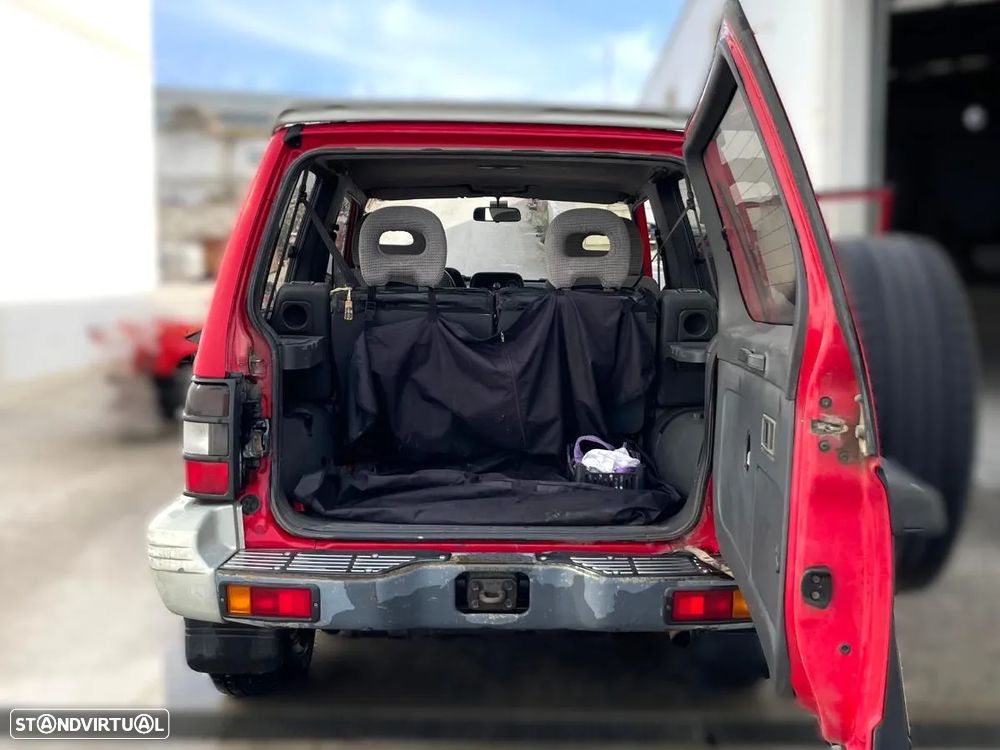 Mitsubishi Pajero 2.5 TDi GLS - 9