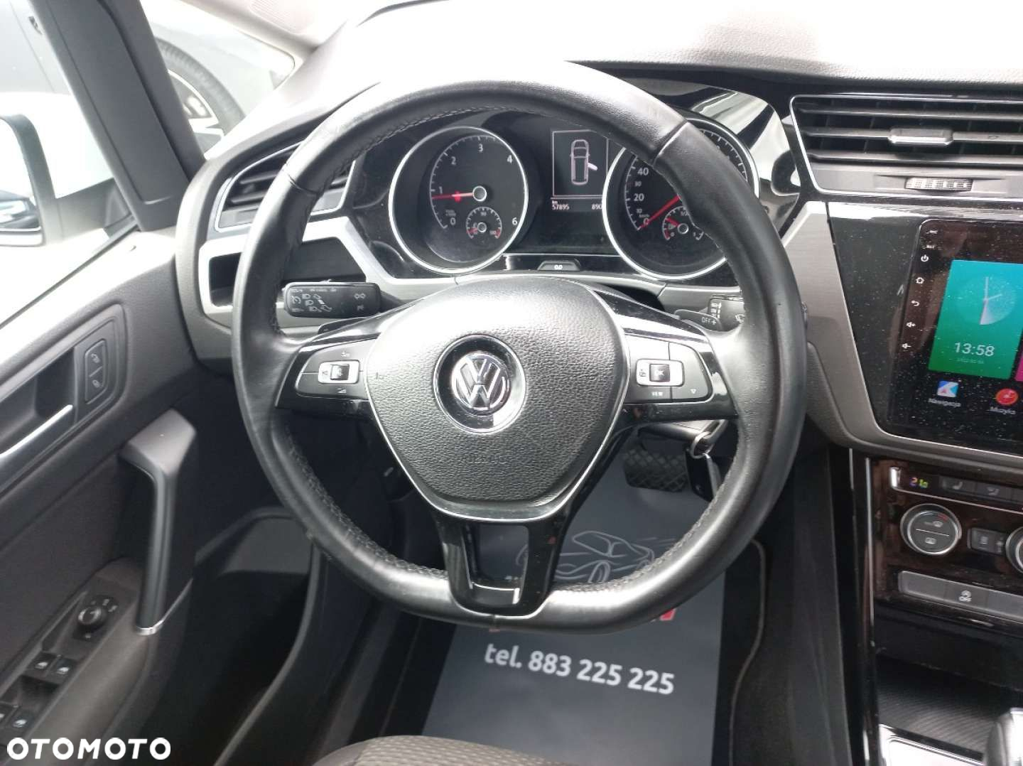 Volkswagen Touran - 21