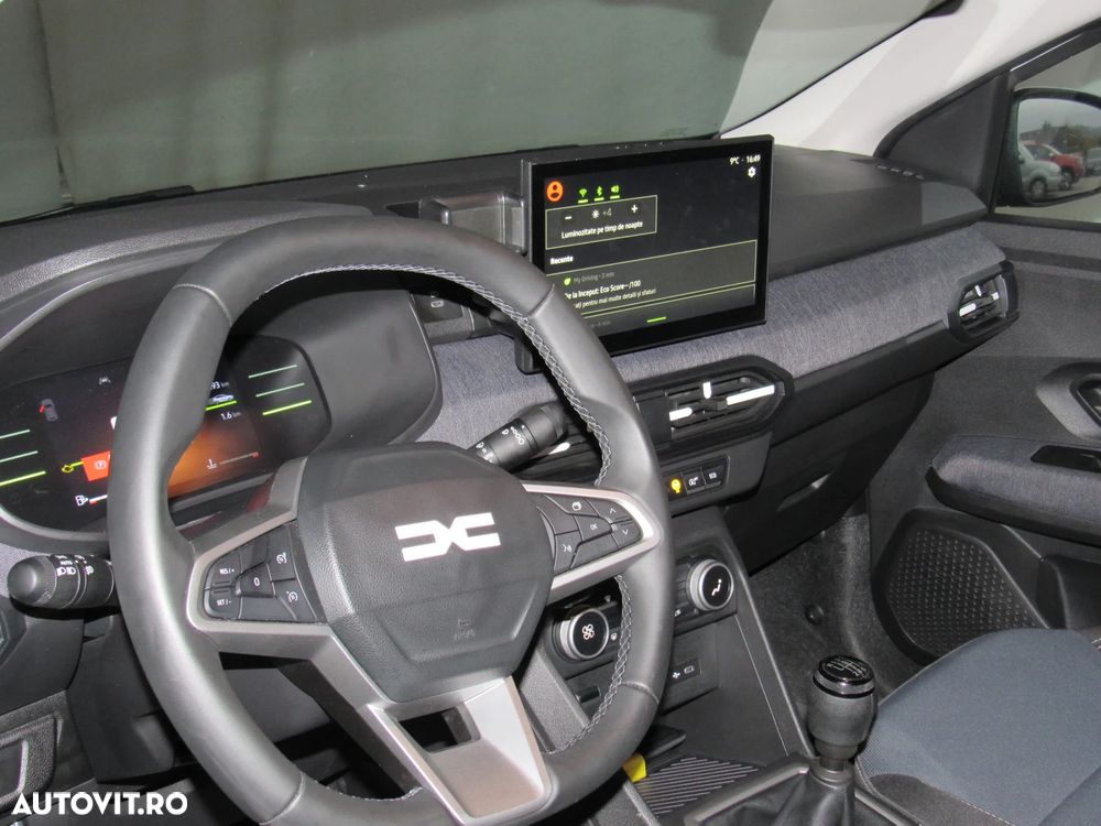 Dacia Logan - 25
