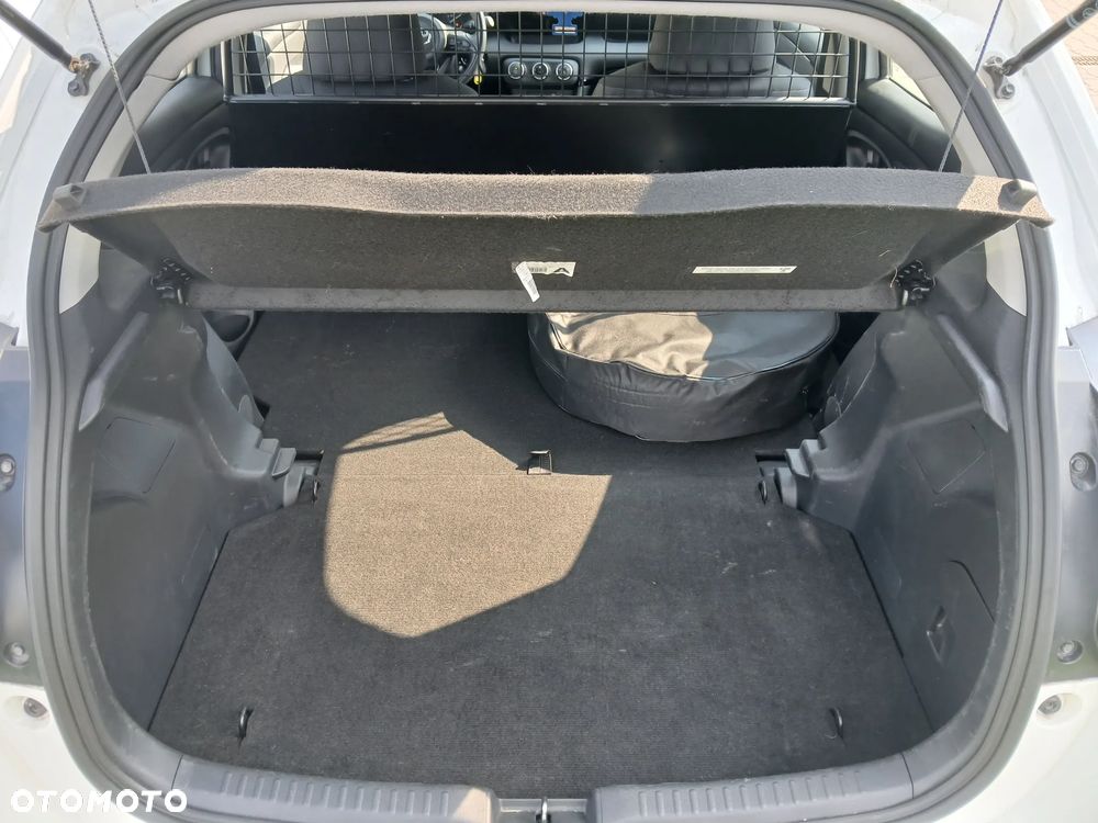 Toyota Yaris 1.5 Comfort - 13