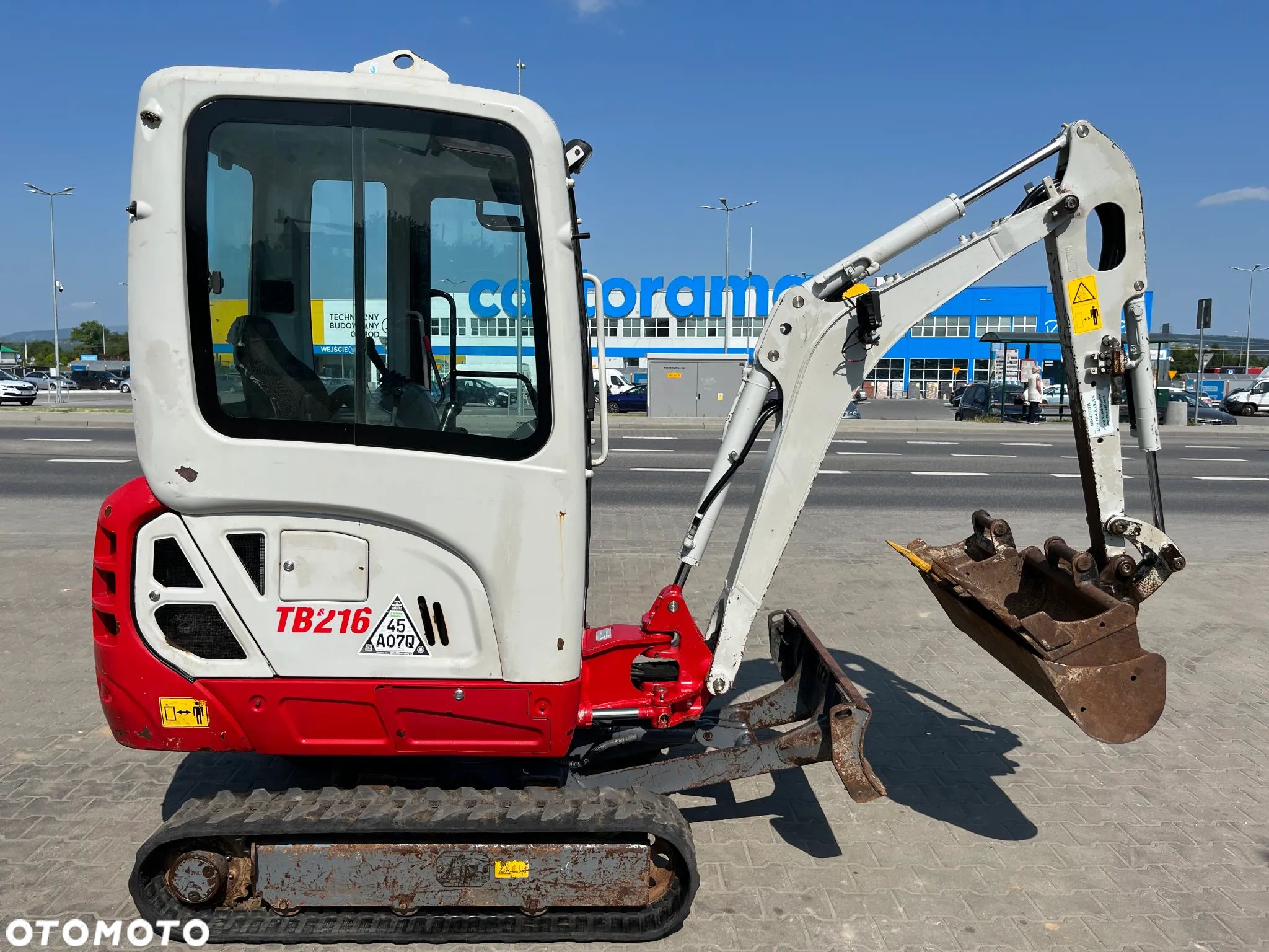 Takeuchi TB 216 - 1