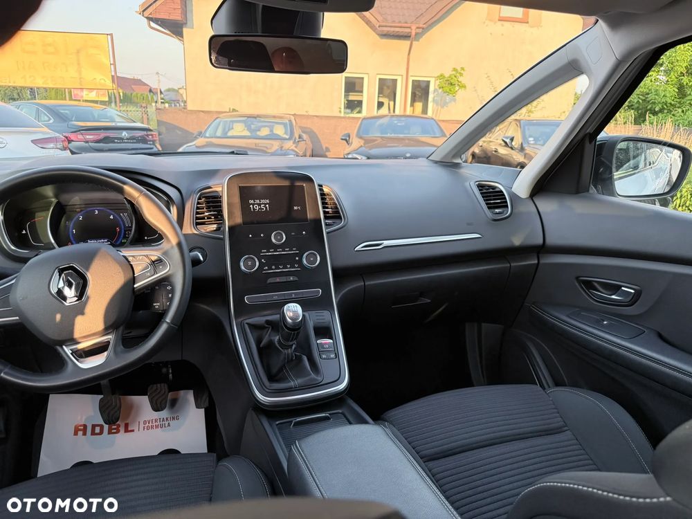 Renault Scenic - 22
