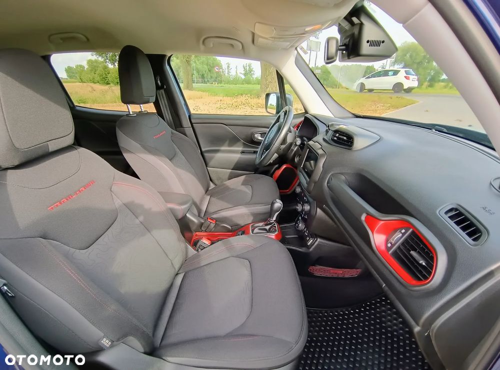 Jeep Renegade - 14