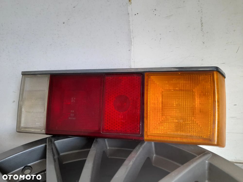 Lampa prawy tył Volkswagen Scirocco MK1 Hella 531945096 - 2