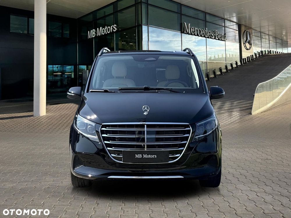 Mercedes-Benz Klasa V - 9