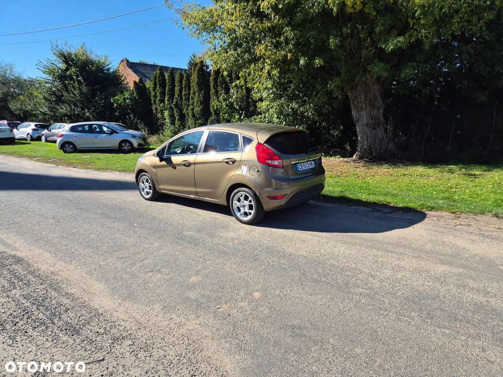 Ford Fiesta - 26