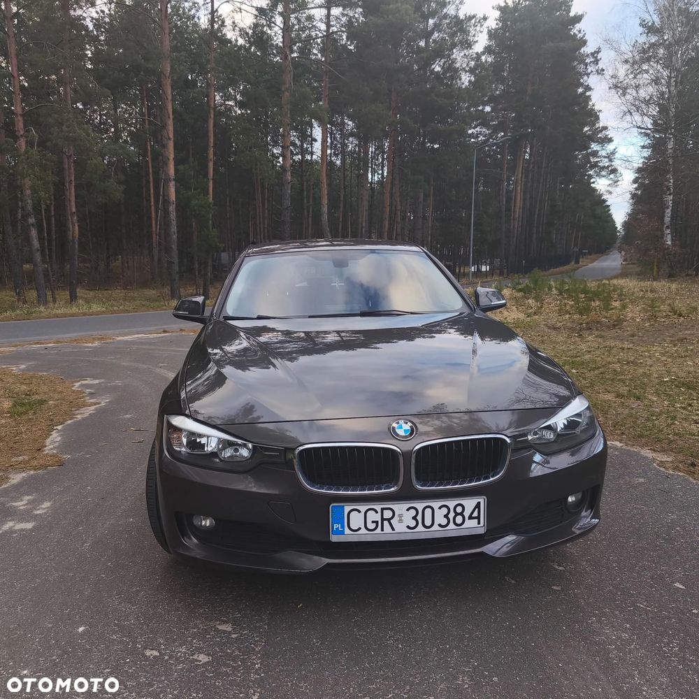 BMW Seria 3 316d M Sport EU6 - 14