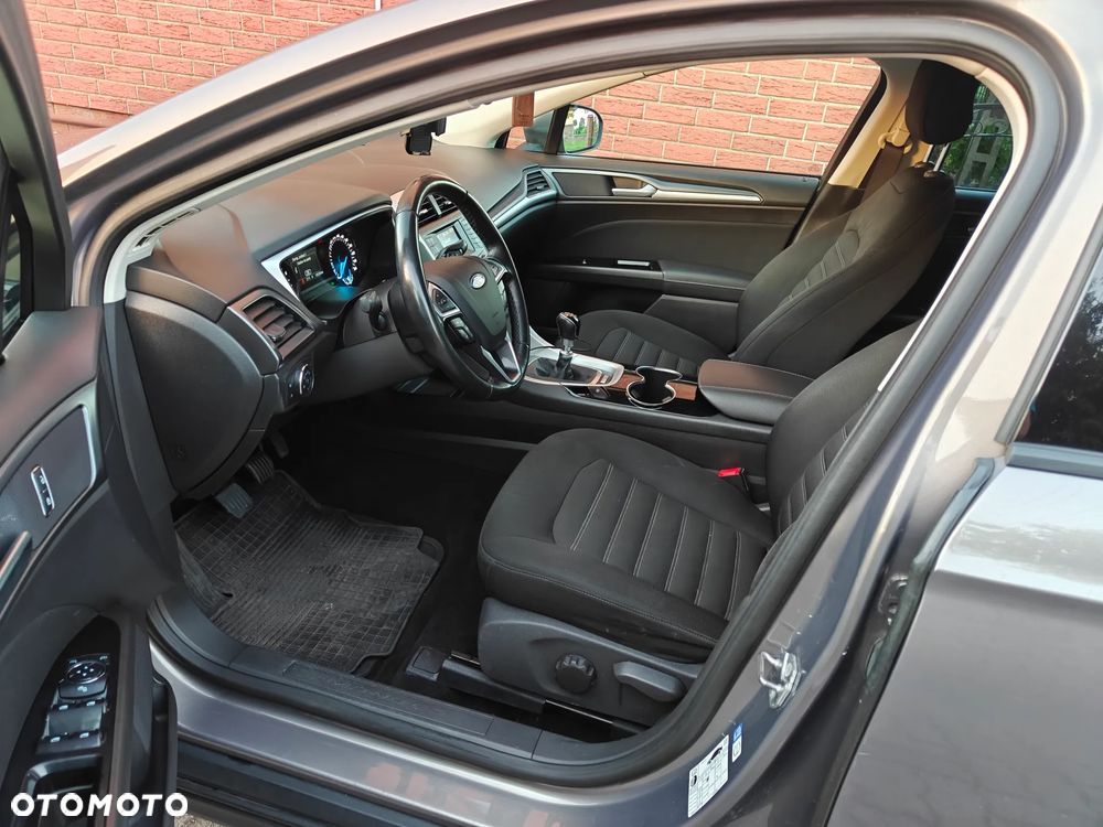 Ford Mondeo 1.5 EcoBoost Ambiente - 14