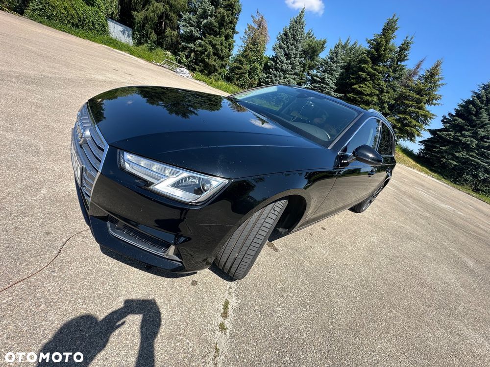 Audi A4 Avant 40 TDI S tronic - 4