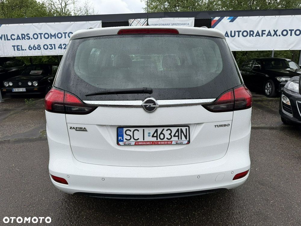 Opel Zafira - 11