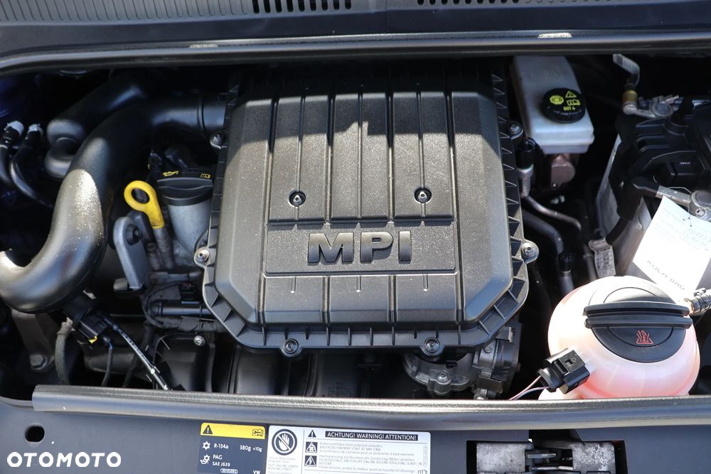 Volkswagen up! 1.0 beats - 14