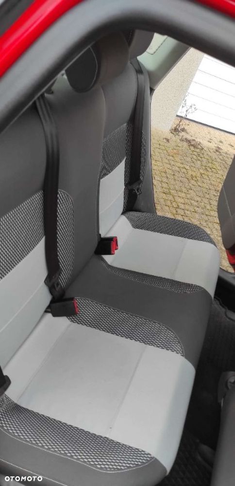 Volkswagen Polo Cross - 25