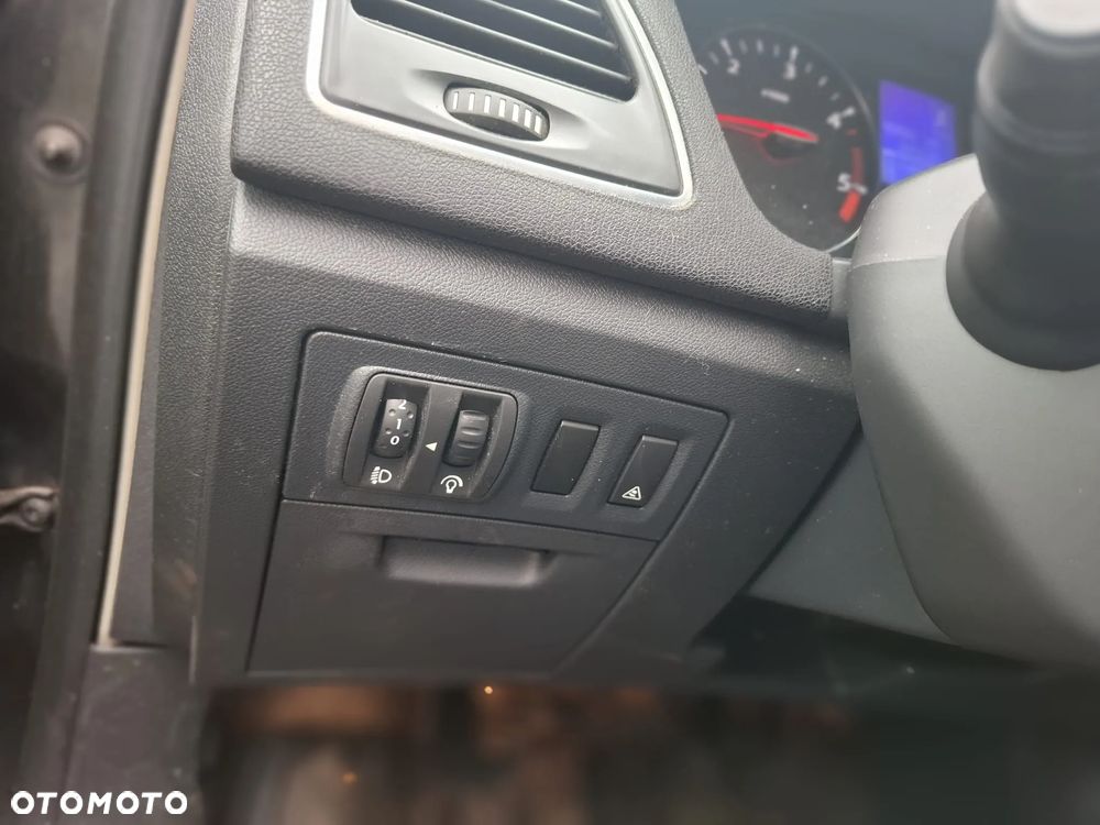 Renault Laguna 2.0 dCi Black Edition - 17