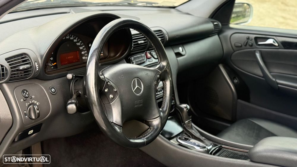 Mercedes-Benz C 320 4Matic Avantgarde - 5