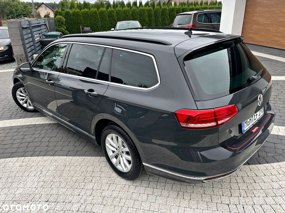 Volkswagen Passat Variant 1.6 TDI (BlueMotion Technology) Comfortline - 12