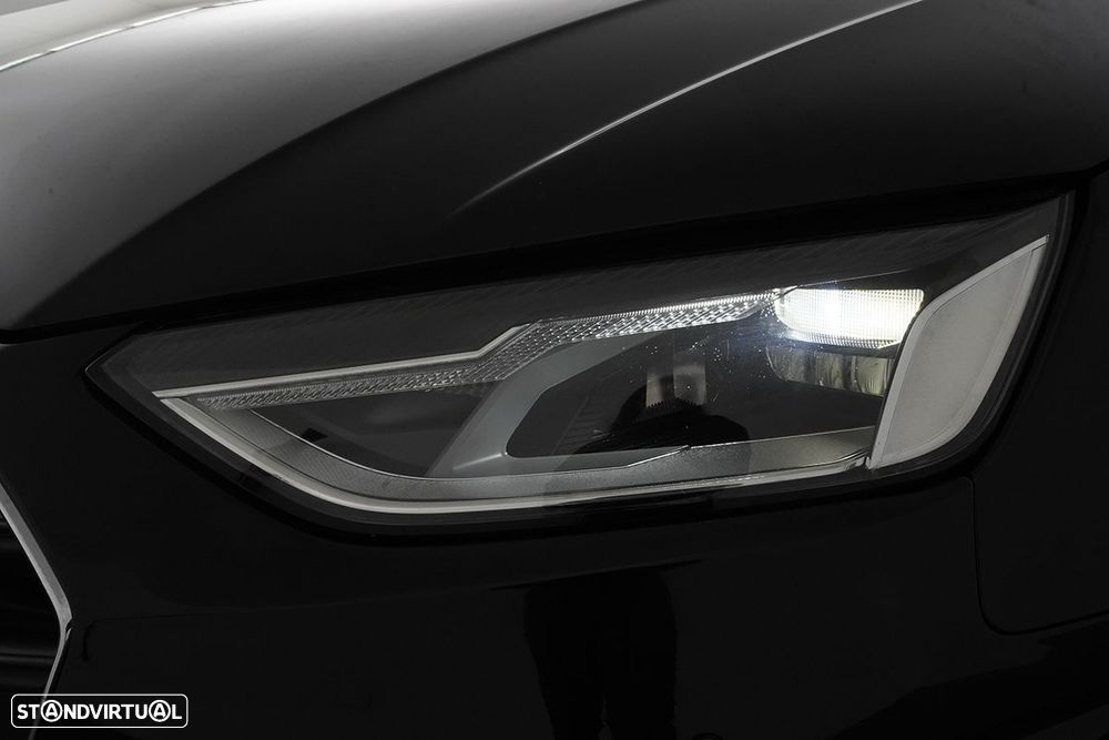 Audi A4 Avant 30 TDI S tronic - 6