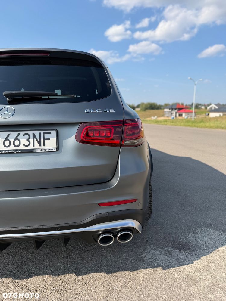 Mercedes-Benz GLC - 6