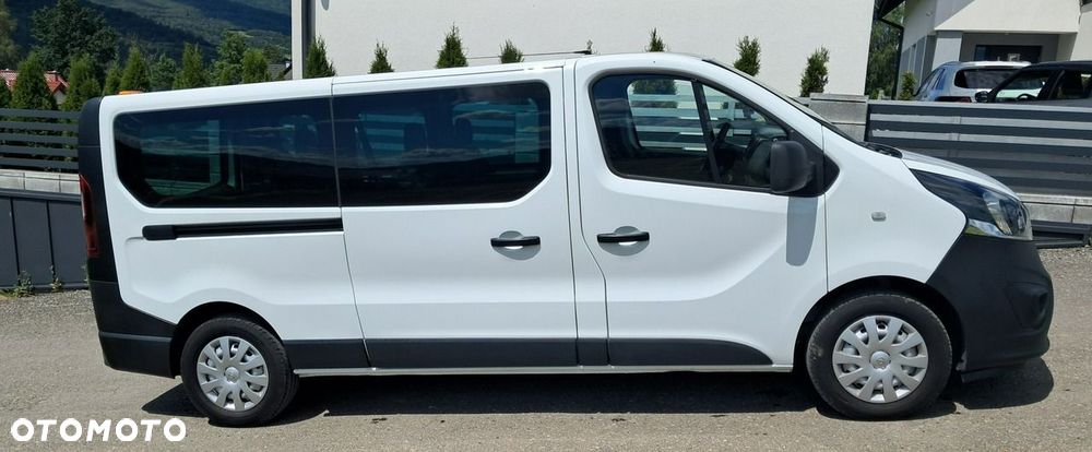 Opel Vivaro - 10
