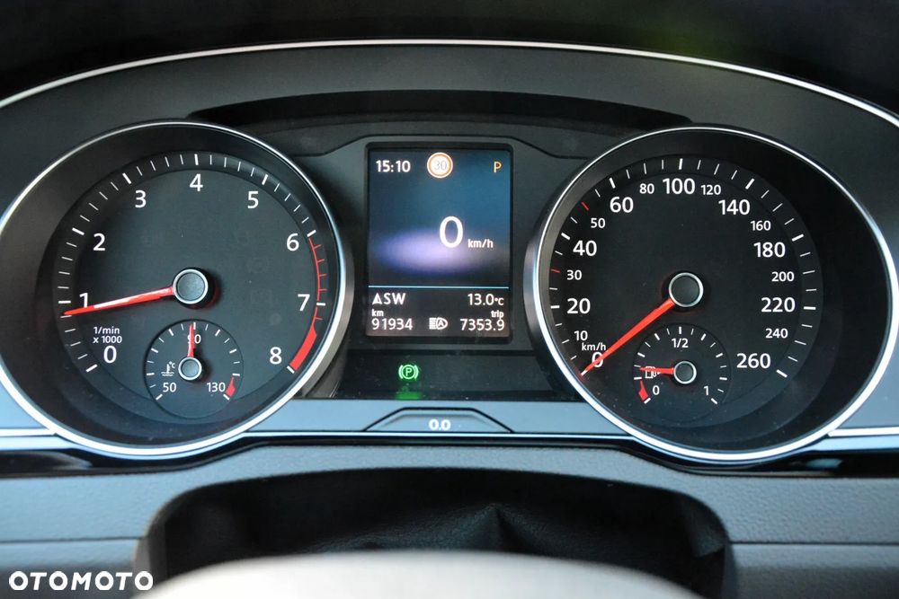 Volkswagen Passat 2.0 TSI Elegance DSG - 24
