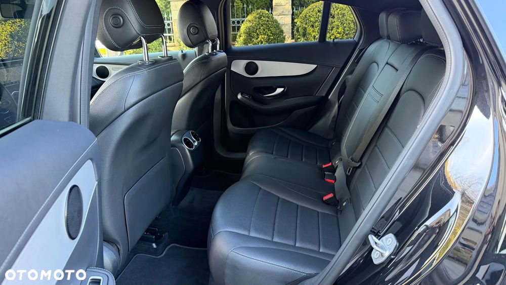 Mercedes-Benz GLC 250 4-Matic - 24