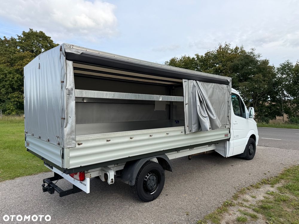 Mercedes-Benz Sprinter - 16