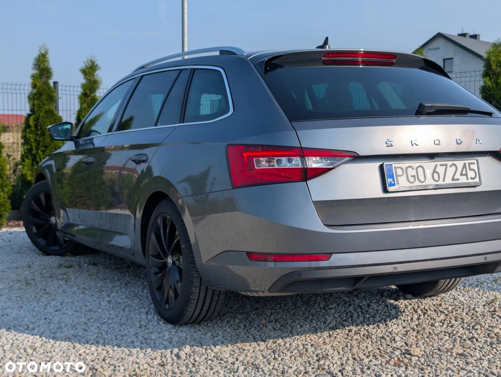 Skoda Superb 1.5 TSI DSG Ambition - 12