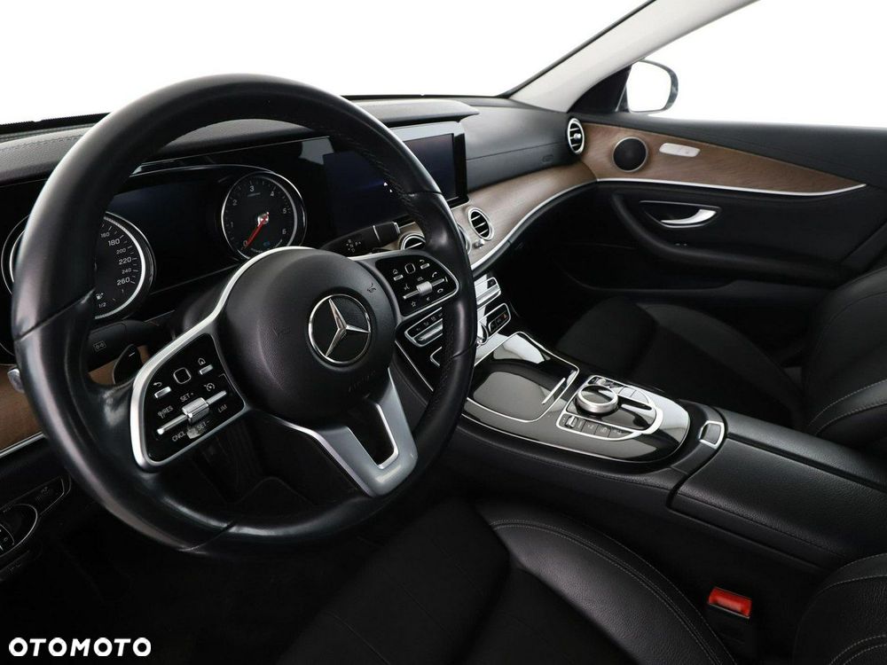 Mercedes-Benz Klasa E - 14