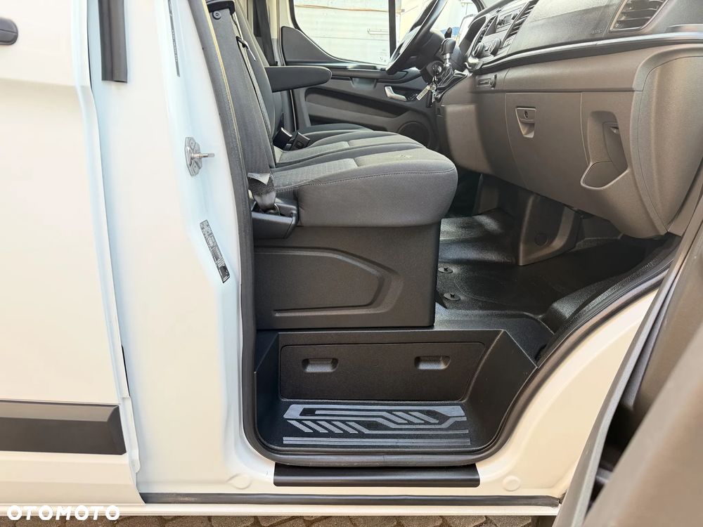 Ford Custom L1H1 - 22