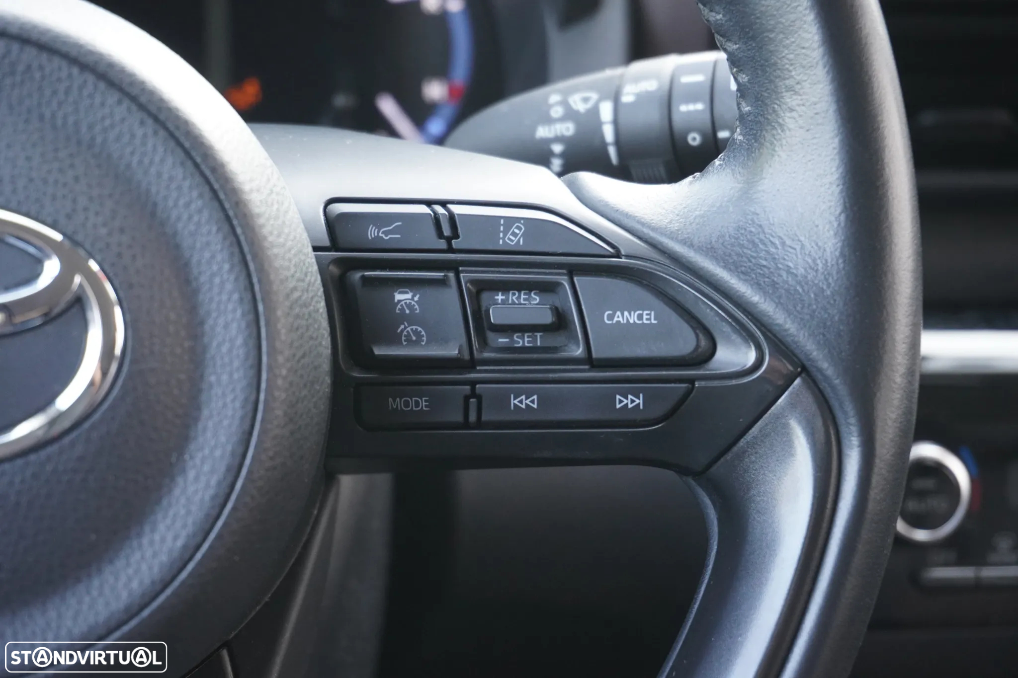 Toyota Yaris Cross 1.5 HDF Square Collection - 14