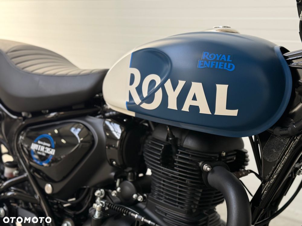 Royal Enfield HNTR - 16