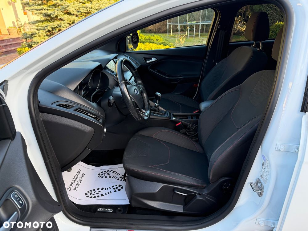 Ford Focus 1.0 EcoBoost ST-Line ASS - 12
