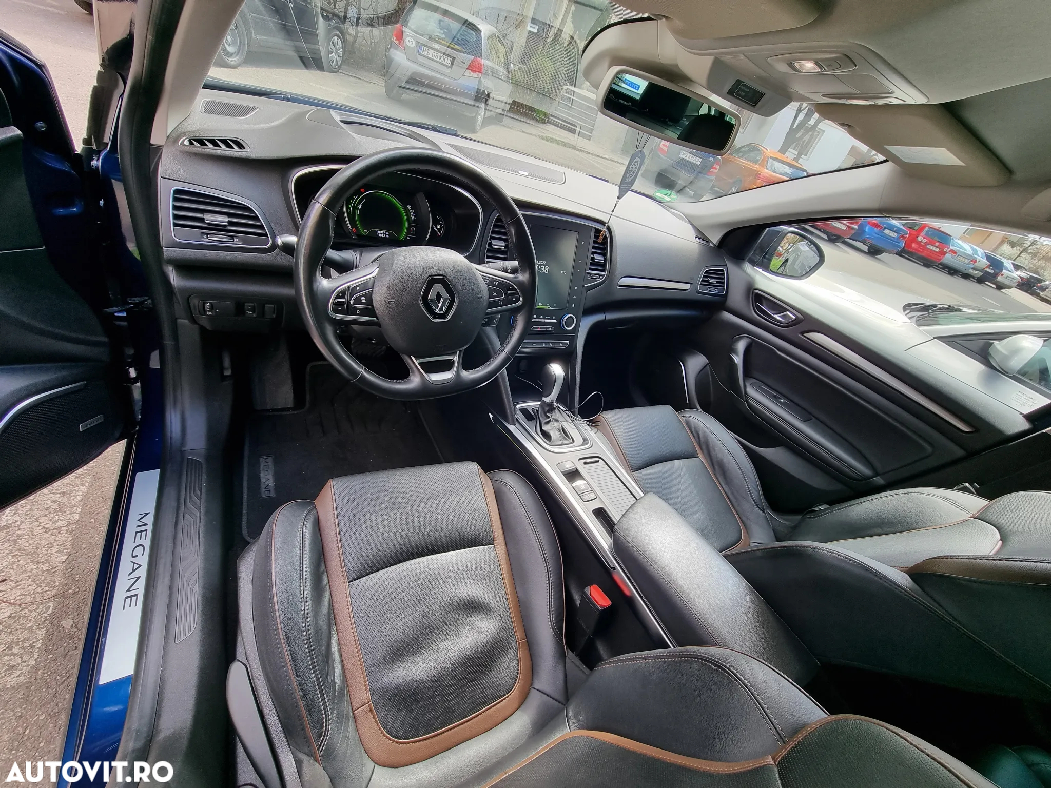 Renault Megane ENERGY dCi 165 EDC BOSE EDITION - 9