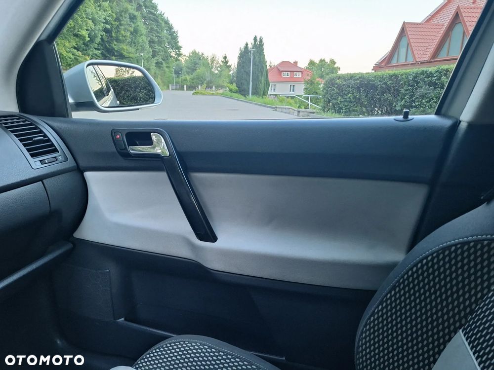 Volkswagen Polo Cross - 11