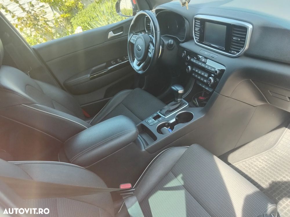 Kia Sportage 1.6 DSL 7DCT HP 4x2 GT Line - 8
