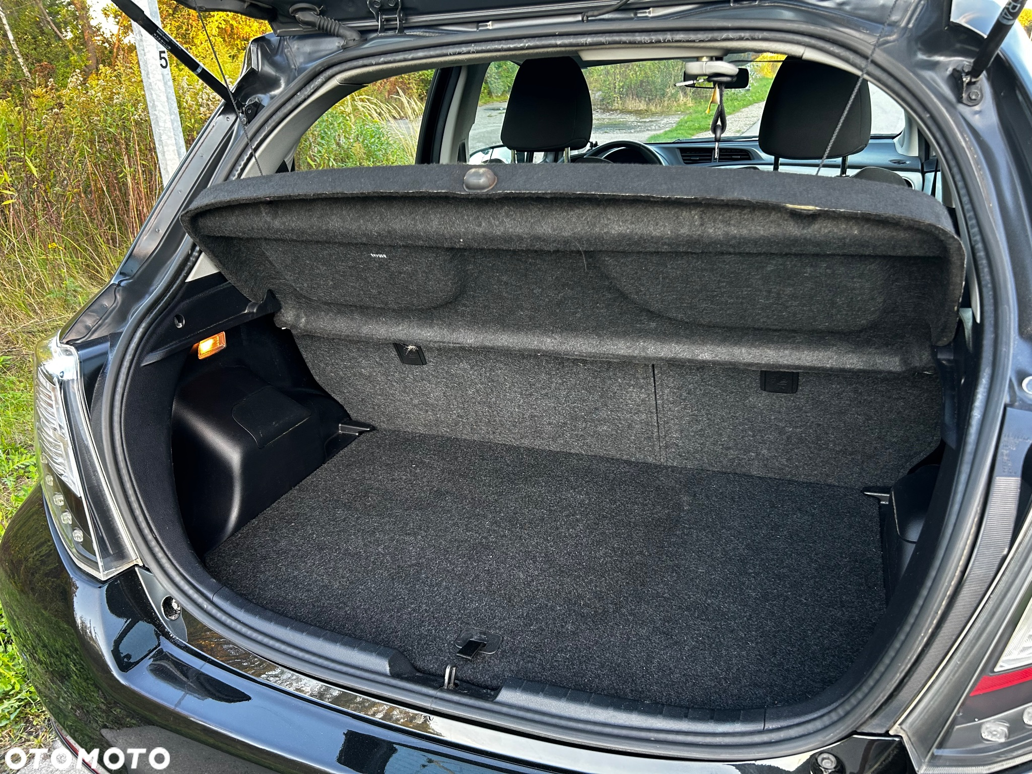 Toyota Yaris Hybrid 1.5 VVT-i - 7