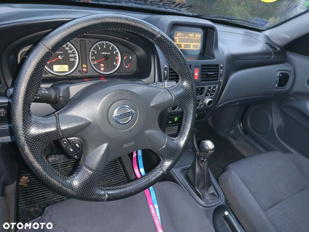 Nissan Almera - 21