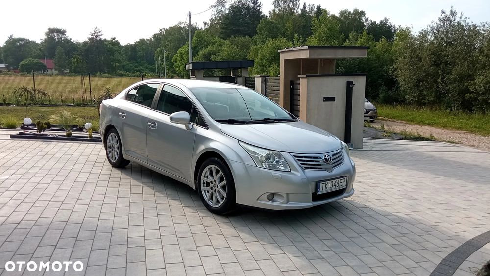 Toyota Avensis 1.8 Sol - 1