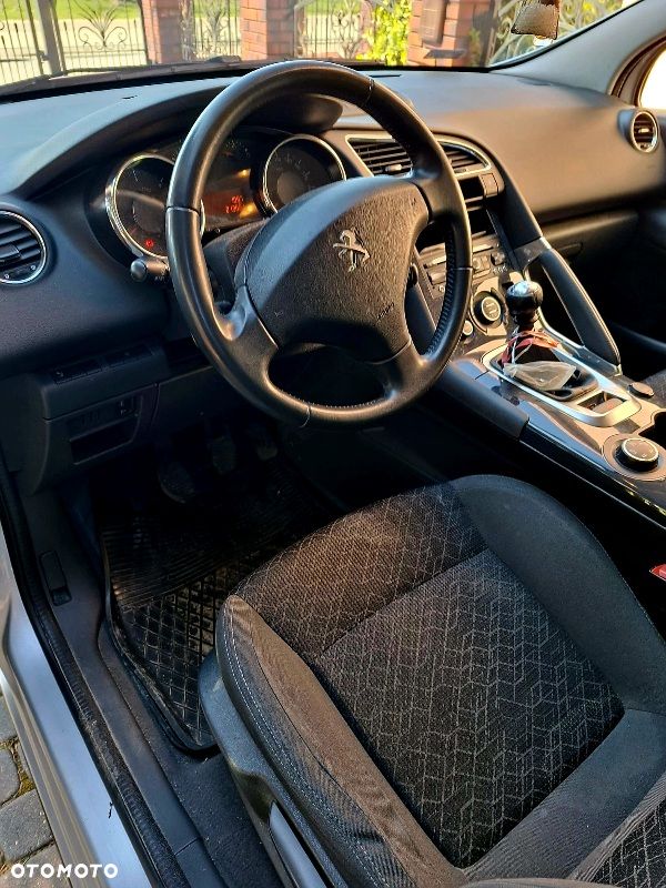 Peugeot 3008 - 11