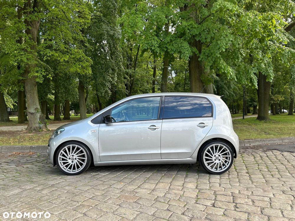 Volkswagen Up