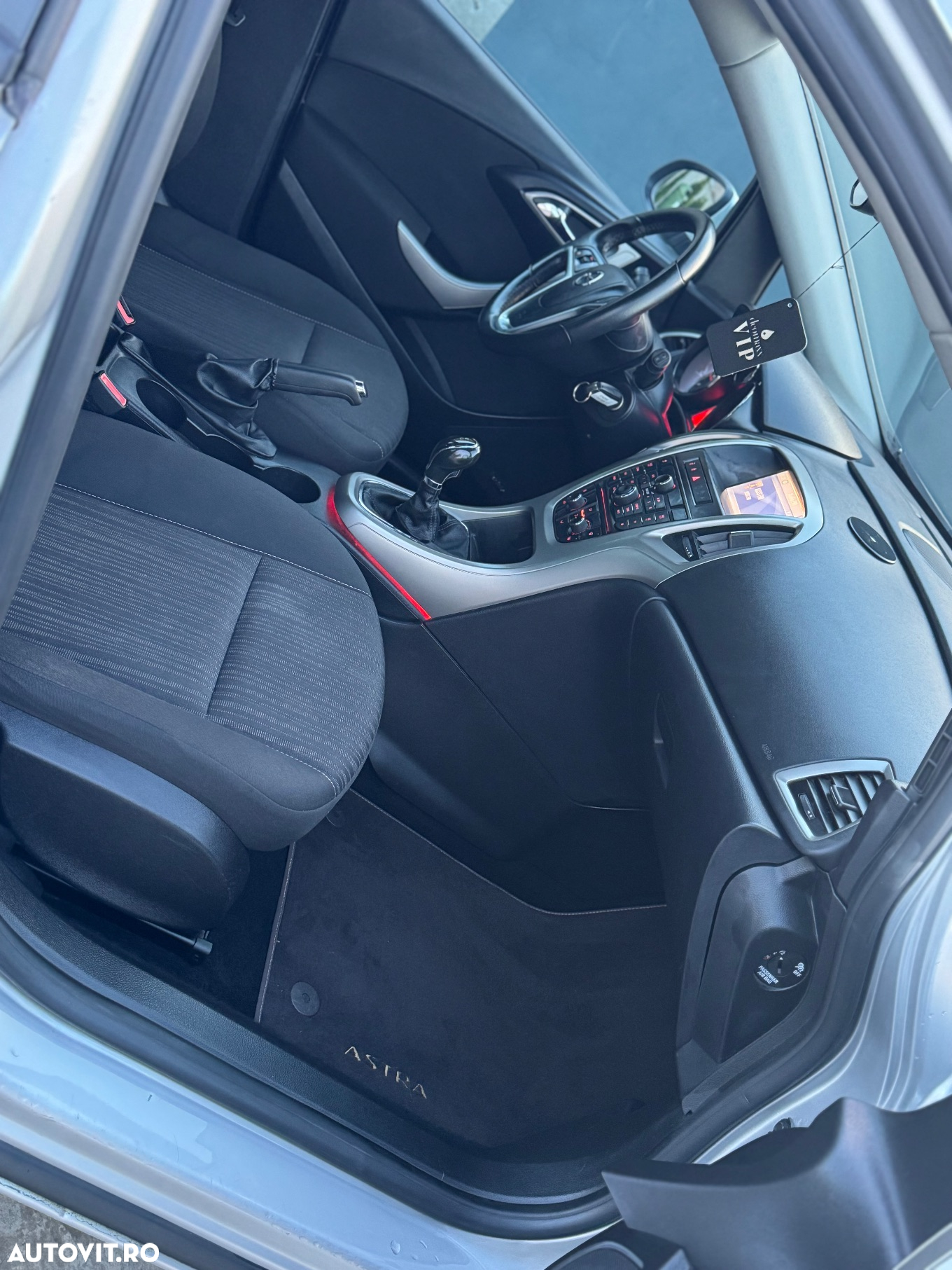 Opel Astra 1.7 CDTI DPF Sports Tourer Design Edition - 20