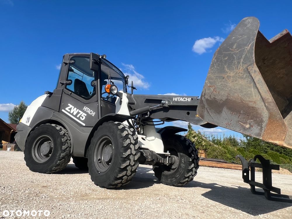 Hitachi ŁADOWARKA HITACHI ZW75 szybkozłącze hydr. Łyżka widły Cat 906 907 908 Deutz Volvo Liebherr Zw 75 5ton szybka jazda! MECALAC Jcb