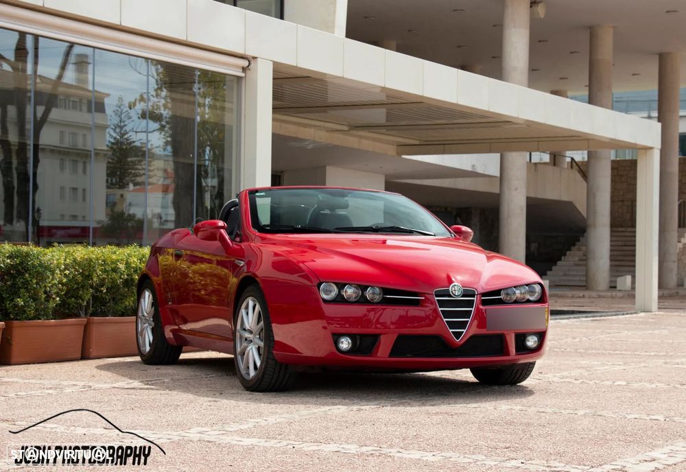 Alfa Romeo Spider 2.4 JTDM - 13