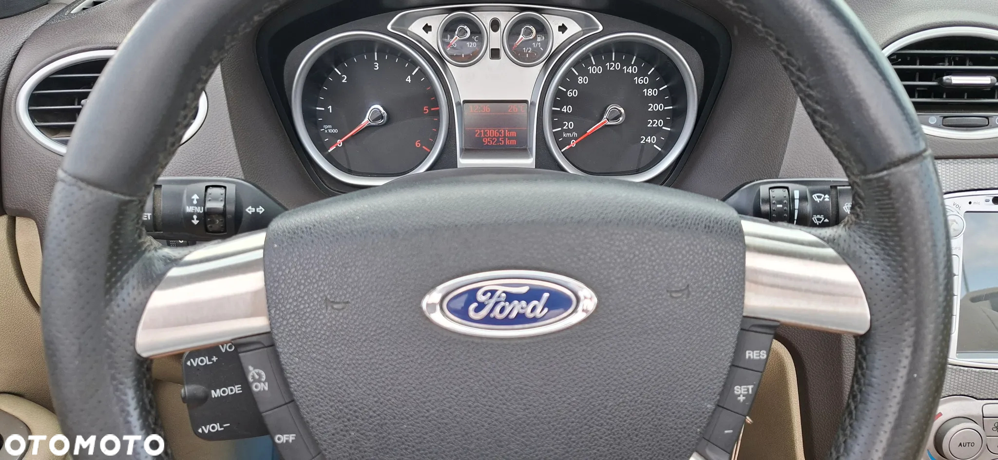 Ford Focus Coupe-Cabriolet 2.0 TDCi DPF Titanium - 8