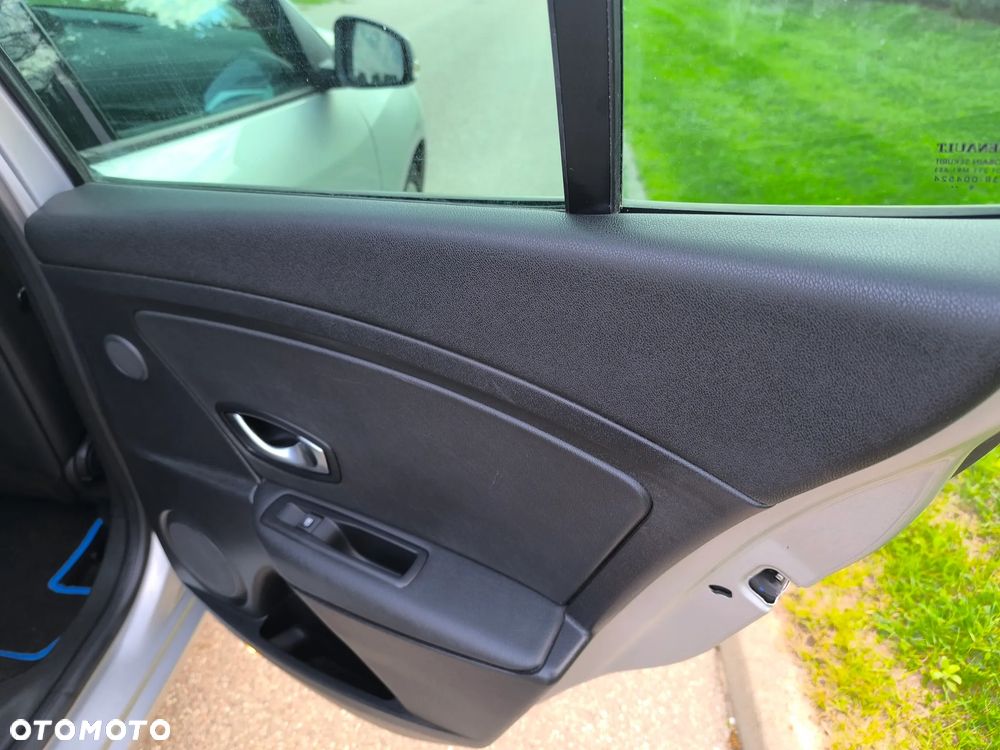 Renault Megane TCe 130 Dynamique - 22