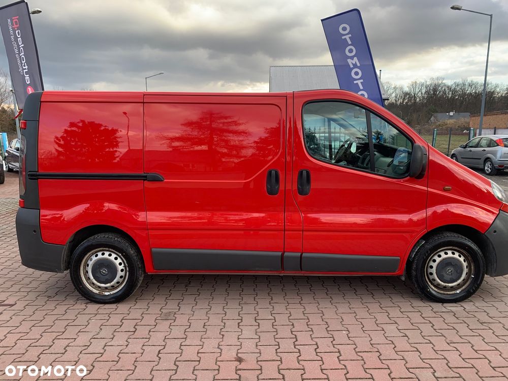 Opel VIVARO - 11