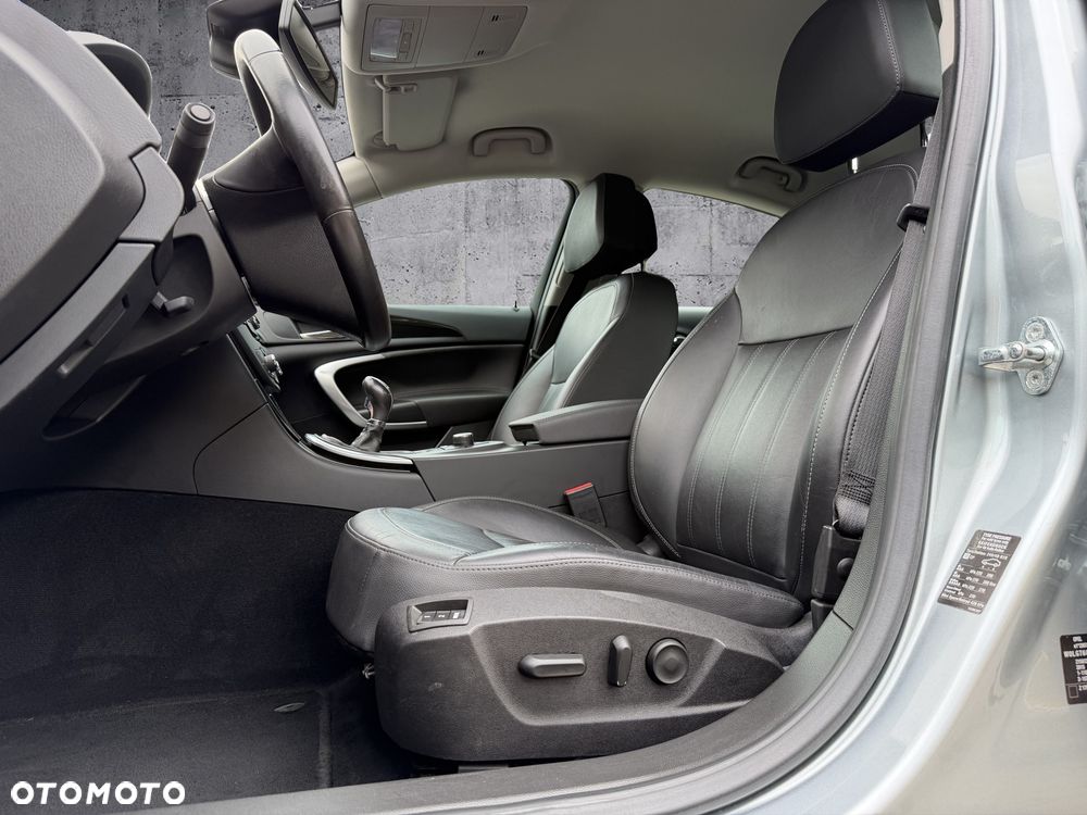 Opel Insignia 2.0 Turbo Sport - 13